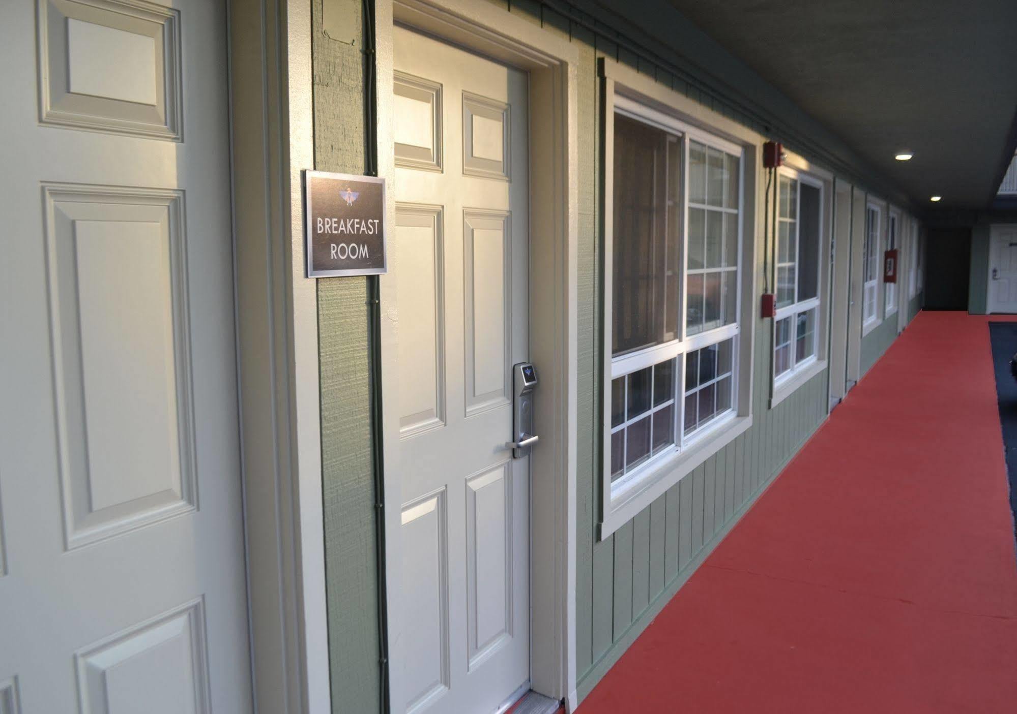 Thunderbird Lodge Redding Exterior photo